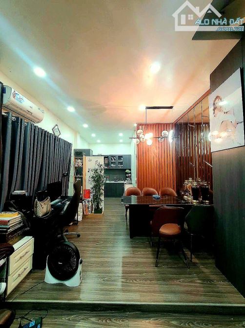 BÁN CĂN GÓC 2 MẶT HẺM XE HƠI XVNT- P21 BÌNH THẠNH: 55m2 nhỉnh 7,5 tỷTL