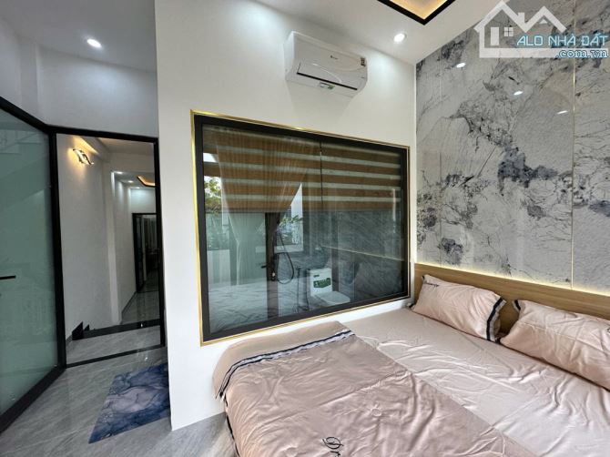 BÁN NHÀ ĐẸP KIỆT NGUYỄN CHÁNH