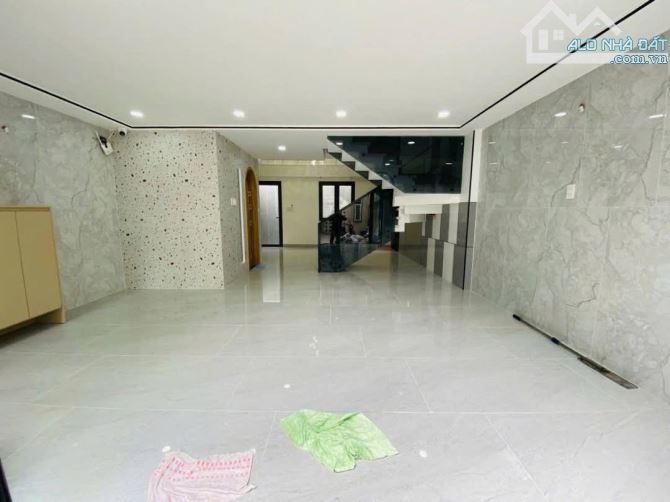 Bán nhà đẹp P12 Gò Vấp, Phan Huy Ích, Gần 80m, 5 tầng, mới keng, 5.5x15m- 7.x tỷ