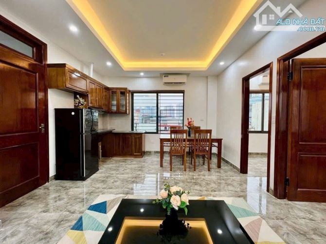 Bán tòa ccmn Mỹ Đình 117m2 8 tầng, 5.4m- full nội thất, đủ GPXD, PCCC, gần phố, oto