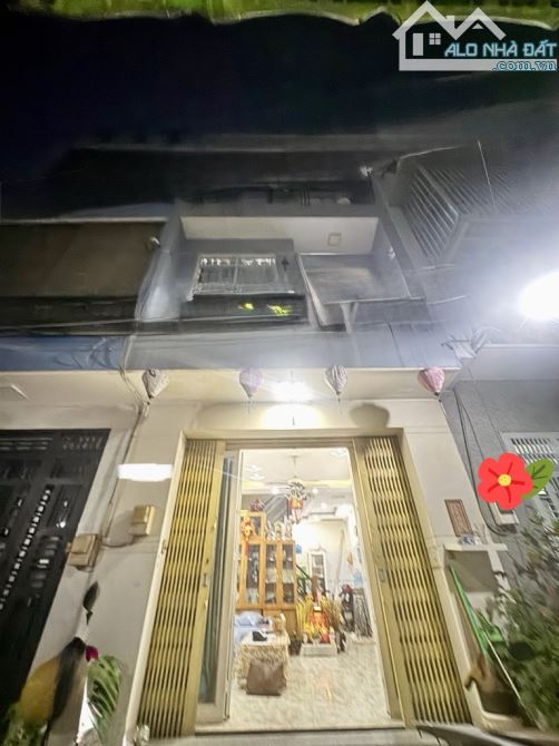 quận 8,lưu hữu phước, nhà 3 tầng ,4mx11m ,hẻm 3m ,nhỉnh 4,x tỷ