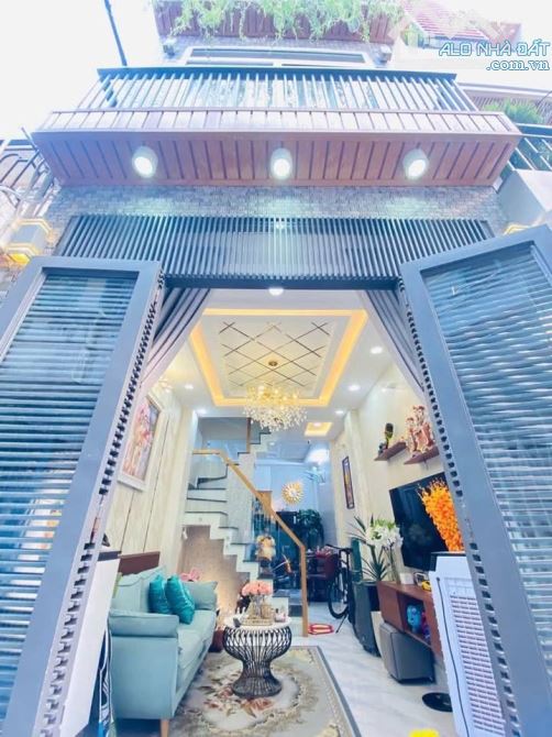 QUANG TRUNG GÒ VẤP NHÀ ĐẸP Ở NGAY - 4