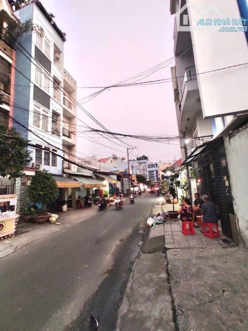 NGUYỄN PHÚC CHU HẺM TO NHƯ MẶT TIỀN ĐƯỜNG 4,5x25M 4 TẦNG MÀ CHỈ 12 TỶ HƠN