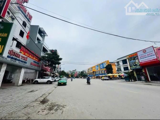 Bán đất tặng nhà cấp 4 mặt đường Nguyễn Trãi,Phường Tân Sơn,Thanh Hoá 101m2,mặt tiền 6.35m