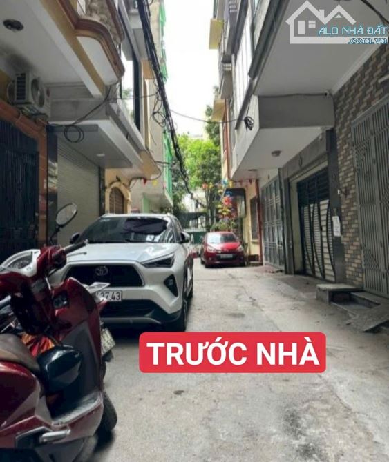 BÁN NHÀ CẦU GIẤY 35m2 × 5T × MT 4m. NHÀ DÂN XÂY - PHÂN LÔ, GARA Ô TÔ K.DOANH - VĂN PHÒNG