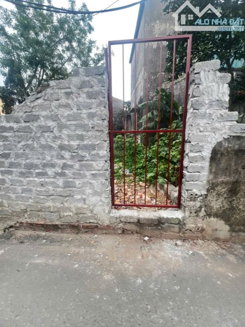 Bán 63m Đất Cạnh Trường Cấp 3 Đông Mỹ, Ngõ Ô tô Vào Đất, Sổ Vuông, Đầu Tư_ Giá: 4.45 Tỷ.