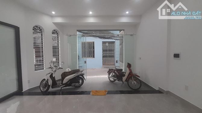 🕌:  Bán nhà 4 tầng,430 Trần Nguyên Hãn, Lê Chân, DT 62m2 💸 : 3,75 tỷ (01)