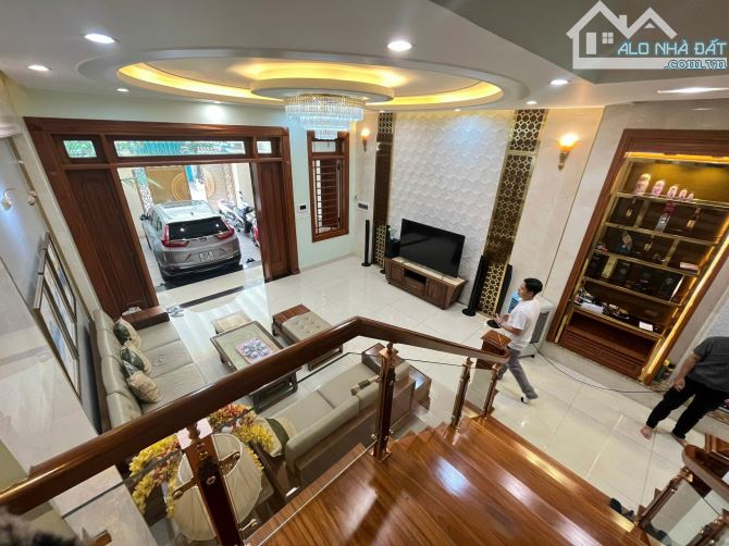 Biệt thự siêu sang trung tâm TP.Biên Hoà, tặng full nội thất chỉ 10,8 tỷ