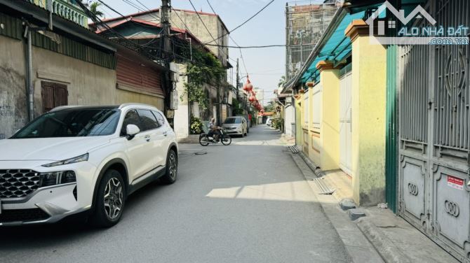 YÊN VIÊN, BÁN ĐẤT TẶNG NHÀ 2T, ÔTÔ TẢI TRÁNH ĐỖ, KINH DOANH , DÒNG TIỀN, DIỆN TÍCH LỚN,