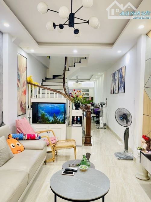 Bán Gấp Hạ 500Tr - Vị Trí Vip Lâm Du - Bồ Đề - 5 Bước Ô Tô Tránh - 2 Thoáng