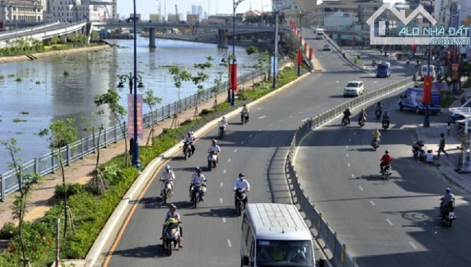 SIÊU VIP - SÁT MẶT ĐƯỜNG BẾN VÂN ĐỒN, QUẬN 4, 60M2, 5 TẦNG, NGANG 5.4m, 9.x tỷ