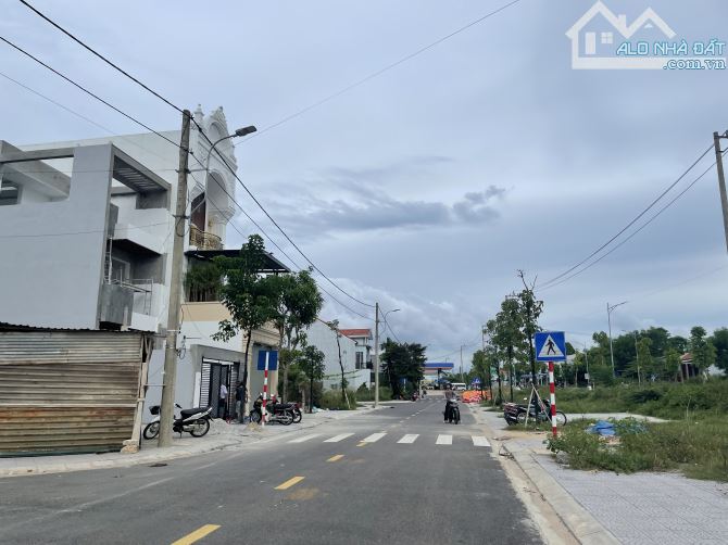 Bán mặt tiền kinh doanh Đồng Khởi - 3