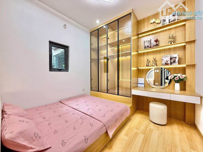 Siêu Phẩm 7 Tầng Thang Máy – Xuân La Tây Hồ – 9.1 Tỷ, 40M², Ô Tô 3 Bước - 1