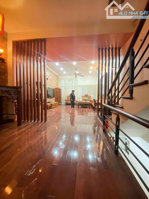 Cho thuê nhà ngõ 147 Tân Mai, 50m2, 4 tầng, 4 ngủ ngõ ô tô làm VP công ty 18.5tr - 1