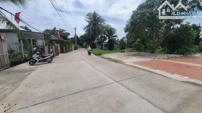 Lô đất thổ cư 120m có 60m thổ cư Dương tơ oto qua đất Phú Quốc Kiên Giang tiện ích lớn qua - 1