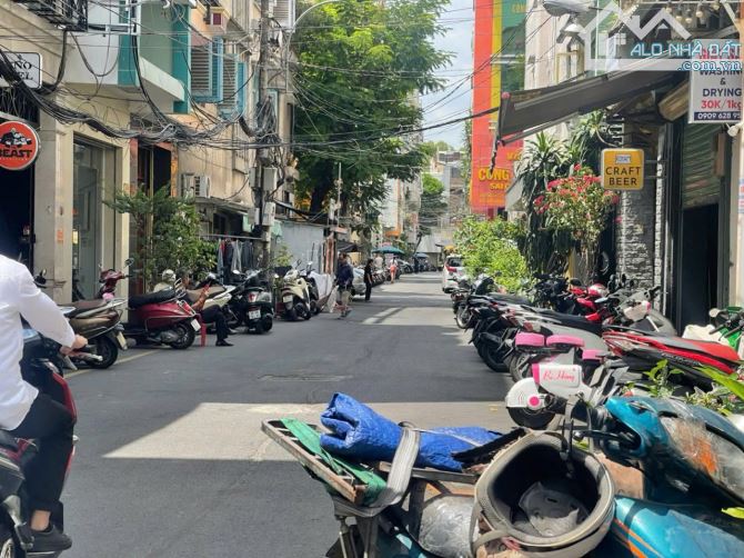 Bán nhà 165/xx đường Nguyễn Thái Bình Q.1 ( 4x23m) 5 tầng 32 Tỷ.