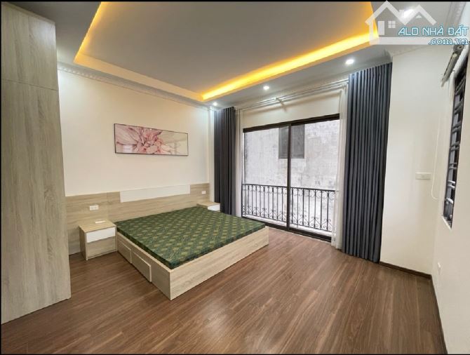 Hàng Đẹp Phố Giang Biên - Long Biên OTO Đỗ Trước Cửa 6tầng full Nội Thất + Thang Máy - 1