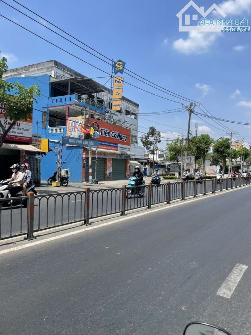 Bán nhà mặt tiền 20x60m giá 150 triệu/m2 Đường Quang Trung - 1