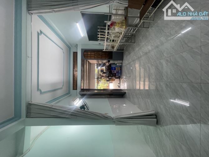 tổng giảm 1.3tỉ giá quá tốt ko có căn thứ 2 nhà 3tầng dt 5*20m nở hậu tài lộc - 1