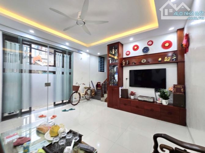 BÁN NHÀ MINH KHAI - BẮC TỪ LIÊM - 5 TẦNG - 6.1 TỶ - FULL NỘI THẤT - 1