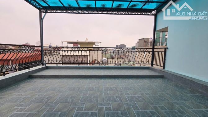 BÁN NHÀ PHÂN LÔ NGUYỄN XIÊN LÔ GÓC OTO TRÁNH KD TẤP NẬP DT55M2*7 TẦNG THANG MÁY NHỜ MỚI. - 1