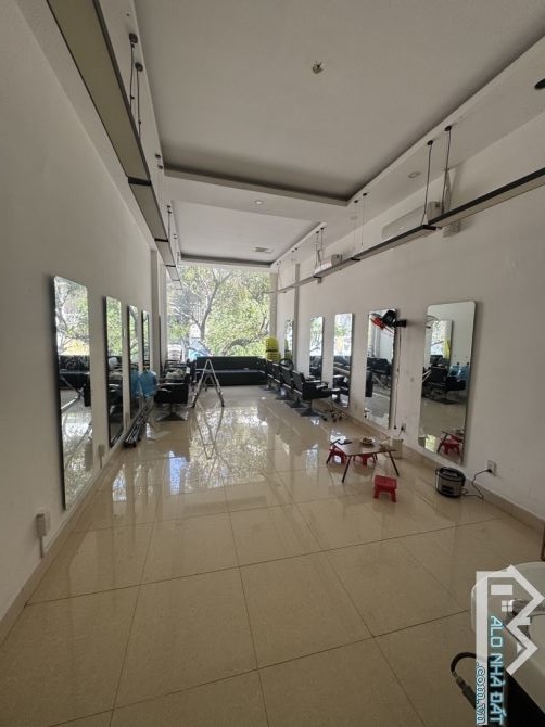 MẶT TIỀN NGUYỄN TRÃI Q5, 74 M2, 3 TẦNG, 38TR/THÁNG, CHỈ 27.3 TỶ TL. - 1