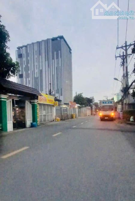 MẶT TIỀN KINH DOANH KHỦNG 270M2 (5.7MX47M) - NGAY CHỢ CÂY SỘP PHƯỜNG ĐÔNG HƯNG THUẬN Q12 - 1
