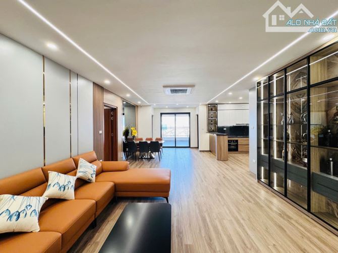 Bán Căn hộ N05 25T1 Trung Hoà Nhân Chính.DT 181m,03 ngủ. - 1