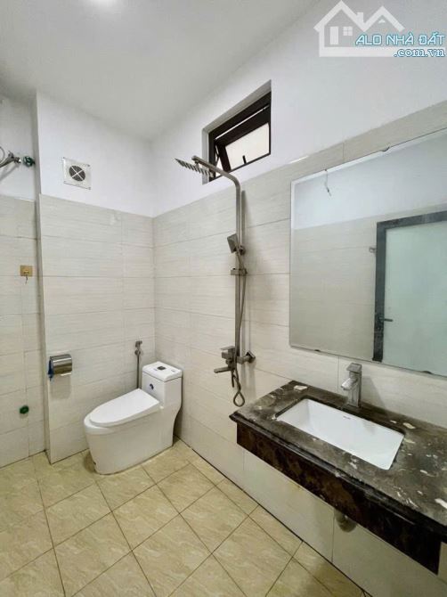 BÁN NHÀ NGÔ THÌ SỸ – VẠN PHÚC – 30M2- 5 TẦNG-NGÕ THÔNG Ô TÔ QUA  – FULL NỘI THẤT-7.38 TỶ - 1