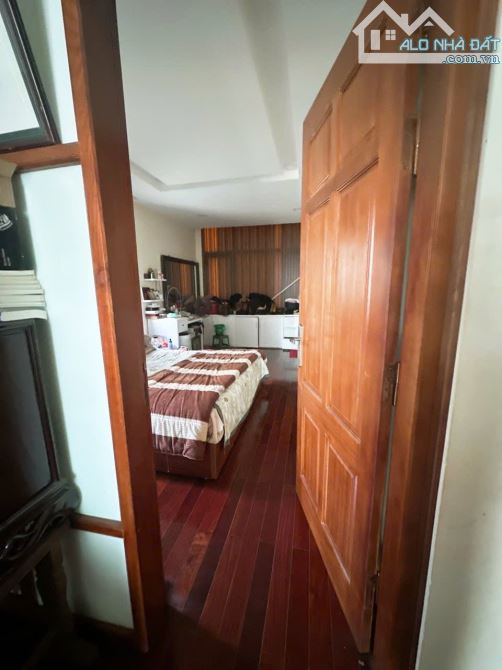 Bán Liền Kề 110m2 Khu Vip Phố Xuân La 6 Tầng Có Ô Chờ Thang Máy Mt9m 5 Oto Dừng Đỗ 24/7 - 1