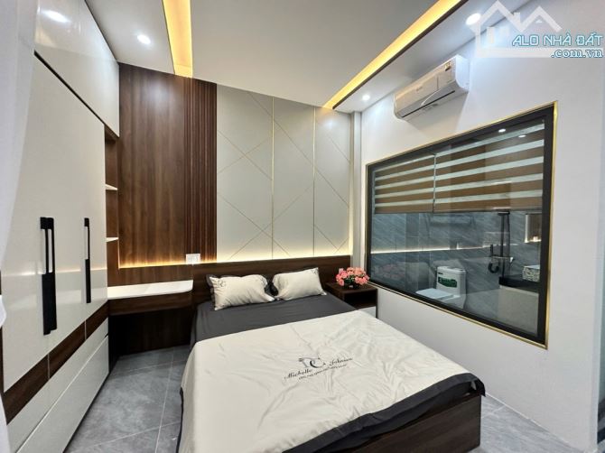 BÁN NHÀ ĐẸP KIỆT NGUYỄN CHÁNH - 1