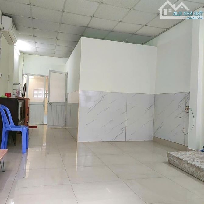 Bán Nhà 52m2 - 2 Tầng - Giá : 4,3 Tỷ  , Đường Đỗ Nhuận , Q. Tân Phú - 1