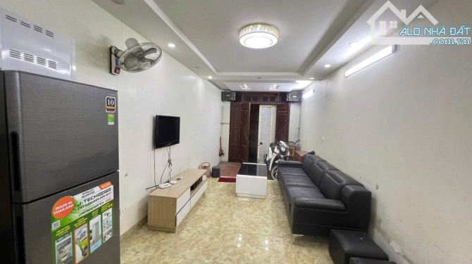 Bán nhà Lê Quang Đạo, ô tô đỗ cửa,ngõ thông các ngả ,tiện ích gập tràn 35m² 5 tầng 7.5 tỷ - 1