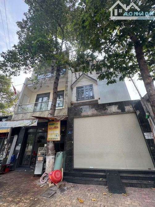 Bán Gấp Nhà Mặt Tiền Kinh Doanh Nguyễn Trung Trực Dĩ An - 1