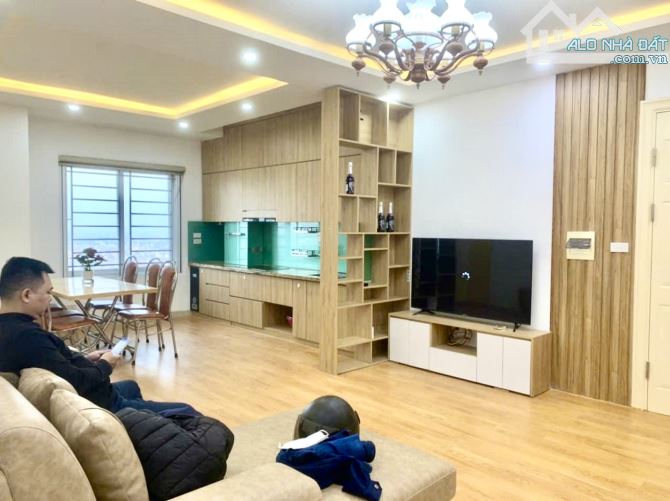 Bán căn hộ chung cư Tân Việt 109m2 3 ngủ chỉ hơn 3 tỷ căn góc thoáng mát - 1