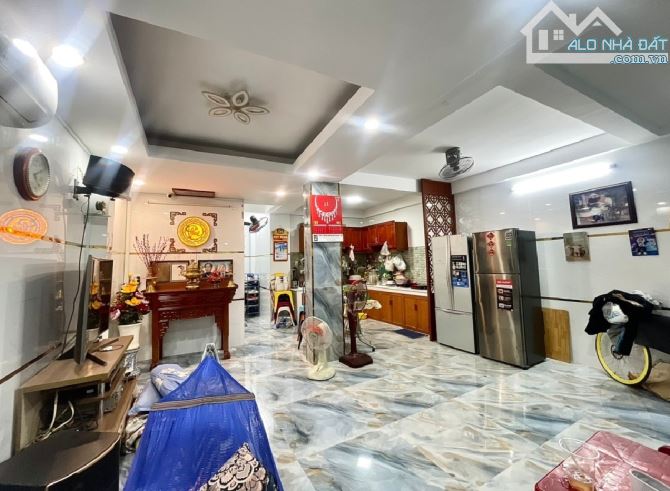 SIÊU VIP - SÁT MẶT ĐƯỜNG BẾN VÂN ĐỒN, QUẬN 4, 60M2, 5 TẦNG, NGANG 5.4m, 9.x tỷ - 1