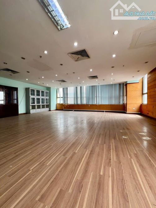 BÁN GẤP SÀN VĂN PHÒNG 131 TRẦN PHÚ, 260M GIÁ NHỈNH 10 TỶ, SỔ ĐỎ LÂU DÀI - 1