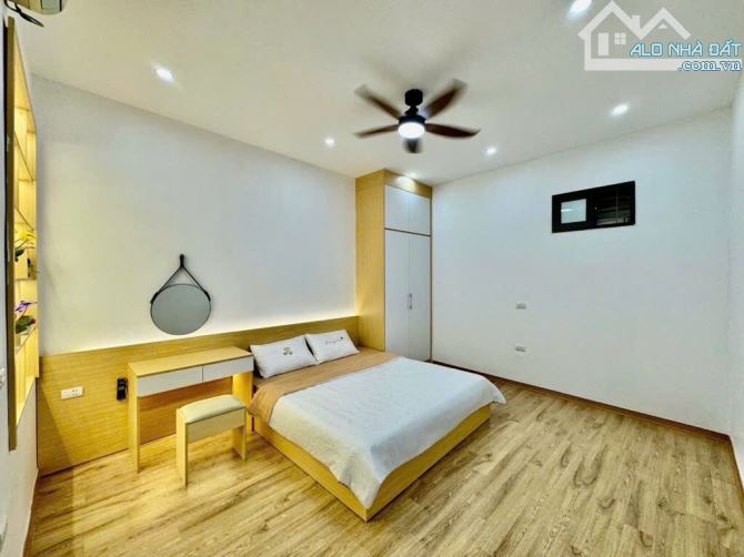 SIÊU HIẾM-TRƯƠNG ĐỊNH-DT40m x 4 TẦNG, QUANH 5 TỶ, MỚI FULL NỘI THẤT XỊN-10m RA MẶT PHỐ Ô - 2