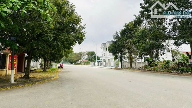 (Siêu rẻ) Đất khy Mê Linh, Anh Dũng - 290m2 - mt 14,5m - hướng TN - đường 25m - giá 22tr/m - 2