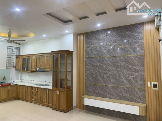 SIÊU PHẨM LÔ GÓC – 10M RA Ô TÔ TRÁNH – 5 PN KHÉP KÍN – CHO THUÊ DÒNG TIỀN HOẶC Ở ĐỀU QUÁ N - 2