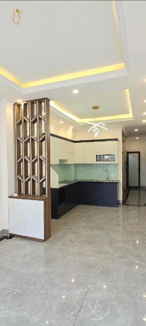 Nhà đẹp -gía cực tốt -vị trí vàng thạch bàn,gara ôtô,thang máy - 2