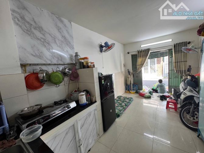 HẺM XE HƠI TRÁNH- VỊ TRÍ ĐẸP KINH DOANH- 2 TẦNG 2 PHÒNG NGỦ- GIÁ SIÊU HIẾM - 2