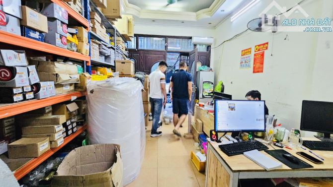 BÁN NHÀ ĐẦM TRẤU - Q. HBT- Ở ĐẲNG CẤP- KD TẤP NẬP - 54m2 - 5 TẦNG- MT 4.1m2- 25.2 TỶ - 1