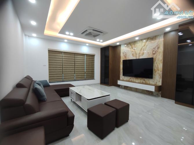 BÁN NHÀ LIỀN KỀ LÔ GÓC DTSD 320 M2 – KĐT HUD VÂN CANH GIÁ 21,5 TỶ. - 2