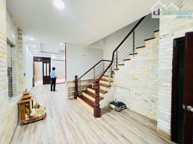 BÁN NHÀ KDT VĂN QUÁN 112M2 4T  - ĐẲNG CẤP LÔ GÓC - VIEW VƯỜN HOA - 3 THOÁNG VĨNH VIỄN - 2