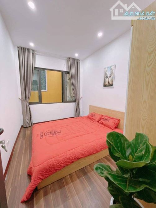 BÁN NHÀ GIÁ TỐT ĐỐNG ĐA – 3.48 TỶ – 3 TẦNG – THOÁNG ĐÃNG – NGÕ THÔNG HÀO NAM SANG ĐÊ LA TH - 2