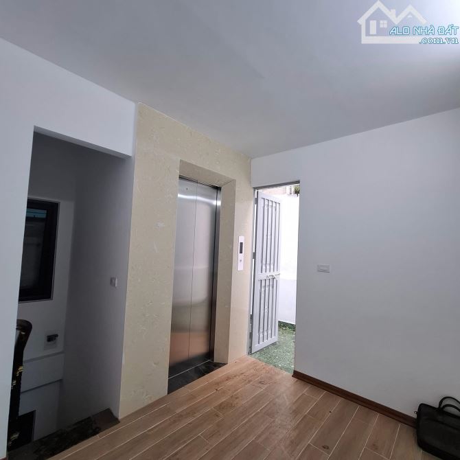 Lô góc thang máy, Bán nhà vài bước ra phố Quang Trung, 3 gác tránh, DT 48m2, MT4,5m, 8 tỷ - 2