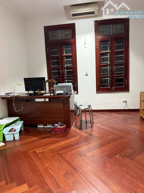 Bán nhà ô tô vào, Phân lô, Phố Vũ Hữu, Nam Từ Liêm, Gần Thanh Xuân, Cầu Giấy. $ : 19,5 Tỷ - 2