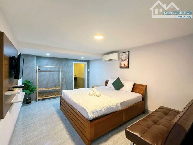 BIỆT THỰ CÁCH BÃI SAU 400m- KHU Á CHÂU- P2- TPVT- S=431m2=20x21,6m BHR 3 TẦNG- GIÁ 43,1 TỶ - 2