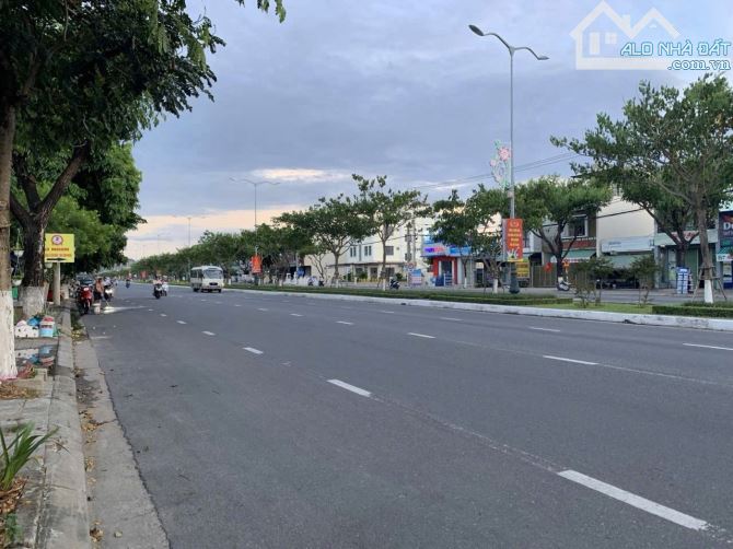 Bán đất tặng nhà 2 tầng đường Lê Văn Hiến đoạn gần Lưu Quang Thuận 112m chỉ 7,7 tỷ - 2